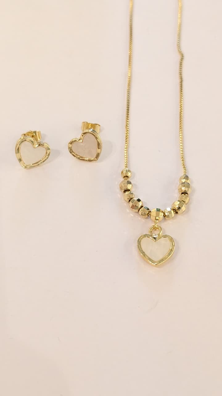 Set Laura
